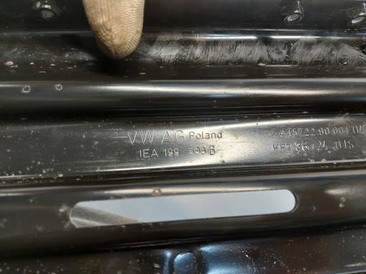 VW ID4 11A , 2024r SUV 5D WSPORNIIK holder WOZKA 1EA199599B