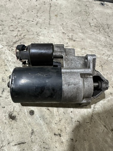 moteur du démarreur RENAULT SCENIC et 2.0B 0001106017