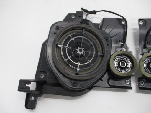 speaker AUDI TT 8S0 15R 8S0035242A rear part