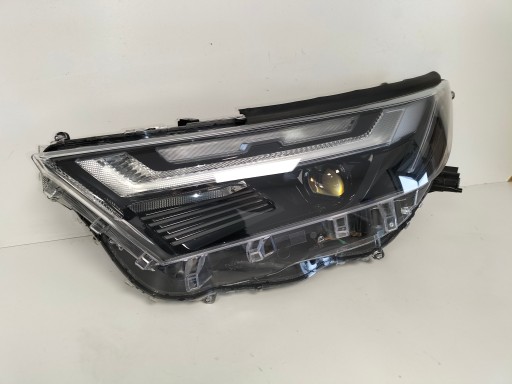 light front reflektor left TOYOTA RAV4 RAV-4 V LIFT 22- FULL LED soczewk
