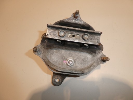 STÜTZE GETRIEBEHALTER GETRIEBESTÜTZE GETRIEBELAGER AUDI A4 A5 8K0399115R