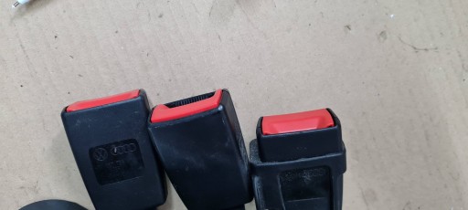 S6 C7 4G LIFT A6 ZAPINKA ZAPINKI Armature de Sécurité Arrière 4G8857739A