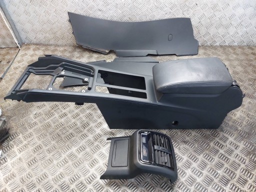 TUNEL media bracciolo VOLKSWAGEN PASSAT B8 LIFT 3G0907049D