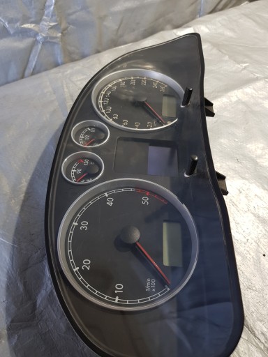 dials clock Volkswagen PASSAT B5 1.9 TDI OE 3B0920926A
