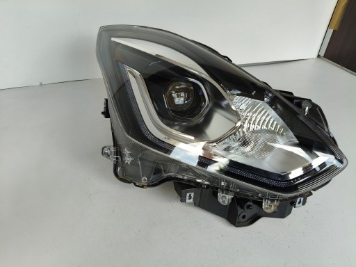light right REFLEKTOR SUZUKI SWIFT MK8 17- FULL LED