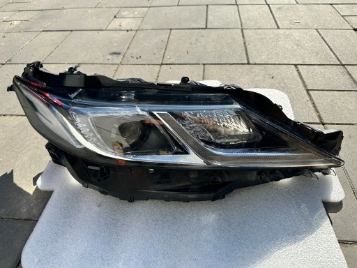 Правая передняя передняя часть Toyota Camry VIII 2017- Полный светодиод 81110-33G00