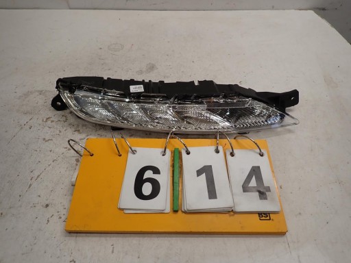 Nebelscheinwerfer rechts LED DRL CITROEN C4 PICASSO II 2013- 9676036280