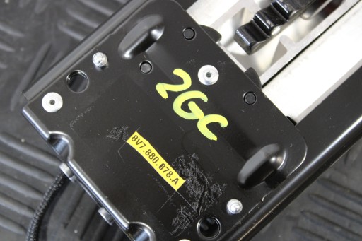 PALAK DACHOWANIA NABOJ Destra 8V7880078A VW T-ROC CABRIO 2GA 2GC