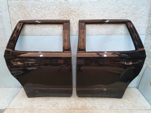 Chevrolet tahoe v дверь правой задней задней задней части