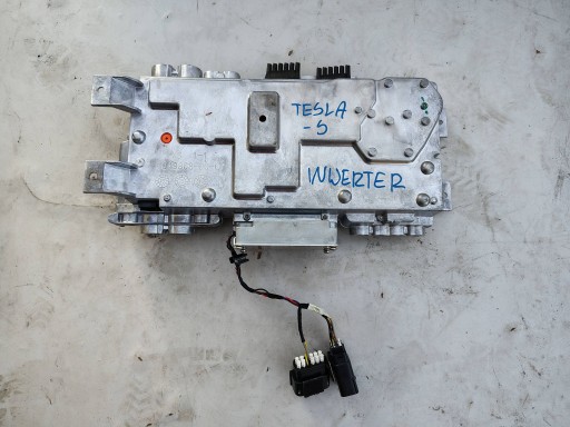 Инверторный преобразователь напряжения 1049868-00-c tesla model s