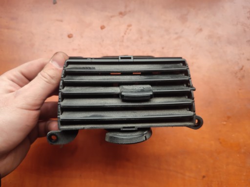 grid air conditioning devices KIA Carnival 0K53A6481Y