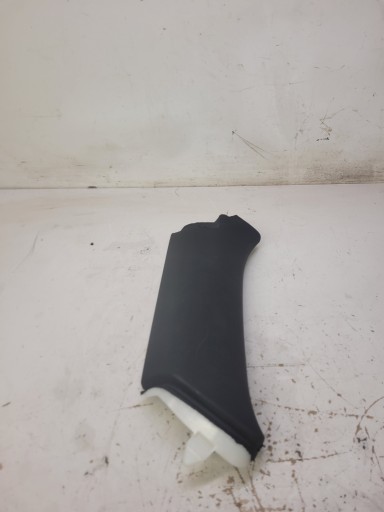 Кришка стійки P T AUDI A4 B9 AVANT 8W9867288B