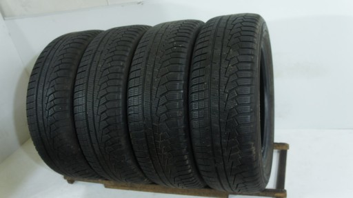 Hankook 215/60 / R17 зимові шини k5161 комплект