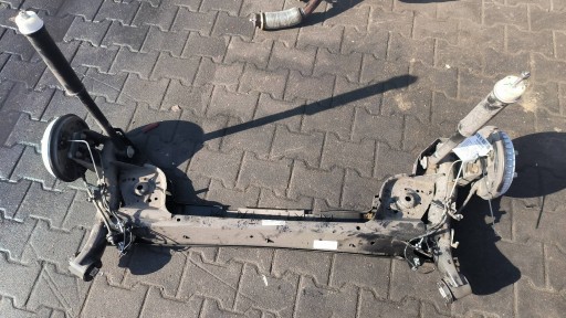 sider / axle beam rear part 1.0 TCE MITSHUBISHI COLT VIII CLIO V