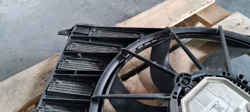 S4 B9 8W A4 ventilátor chladiče motorek 3.0 TFSI 8W0121003B S5 8W