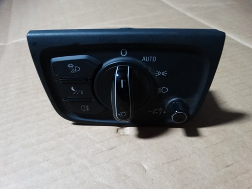IDEALNY INTERRUTTORE LUCI AUDI A8 D4 1