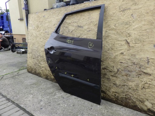 KIA VENGA 09- door right rear.