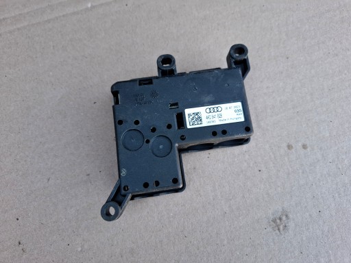 ROZDZIELACZ PRADU AUDI A6 RS6 4K A7 RS7 4K0941828