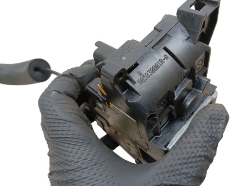lock door left front RENAULT MEGANE III 3 805030001R 4 PIN EUROPA
