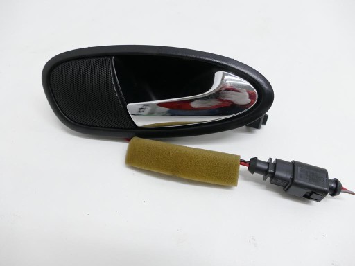 5P0837114 - SEAT LEON 1P ДВЕРНАЯ РУЧКА ДИНАМИК ПРАВАЯ ПЕРЕДНЯЯ ЗАДНЯЯ