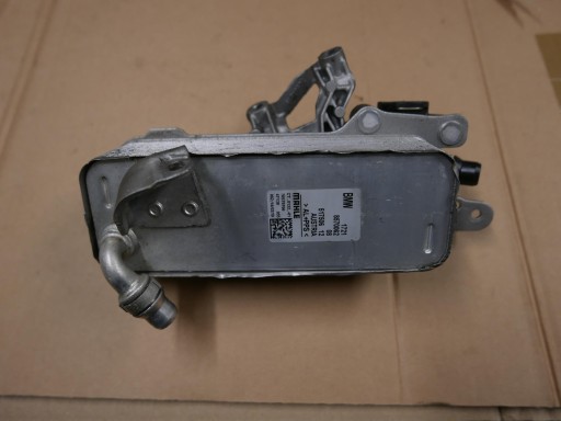 BMW F20 F30 G30 масляный радиатор коробки передач 8570062