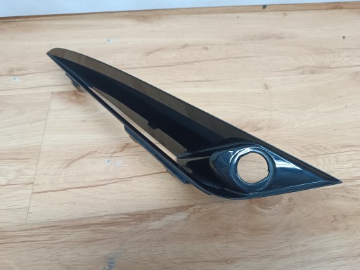 Nissan ariya решітка радіатора права передній бампер 62256 5mp1b