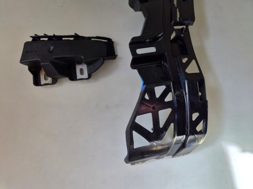 bumper bracket holder right rear part MERCEDES GLC X253 W253 AMG