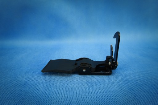 Rygiel bonnet latch lock Audi A8 S8 4H 4H0823485C