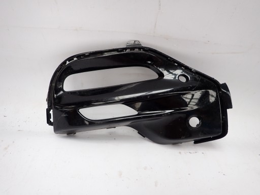BMW X5 G05 m-packet 18- grid of a bumper front of the front right 8073440
