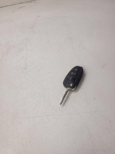 key PILOT SCYZORYK AUDI A6 C6 Q7 4F0837220R *9