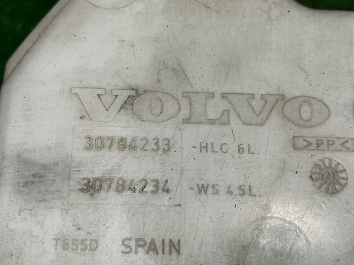washer fluid tank VOLVO XC70 II 30784233