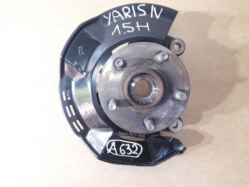 Toyota Yaris IV 1,5H XP210 swing front right 43211024XX (A632)