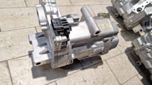 compressor of the air conditioning Renault Arkana 926008231R as new przebieg 20km!