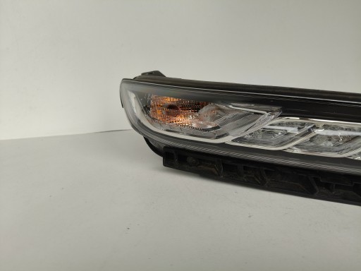 fog light right HYUNDAI KONA 17- LED