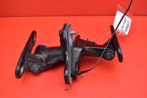 hinge hinges door right front A046572 MERCEDES CLA C117 13-16