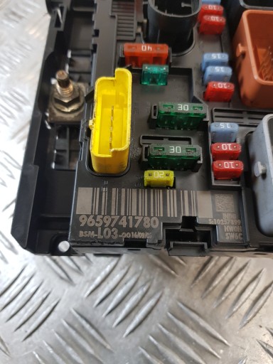 Kasten der Sicherungen modul BSM-L03 9659741780 CITROEN C3 und 1.1B 06R