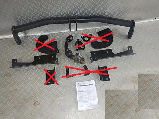 0347169MN - KIA CEED II 12-БУКСИРУВАЛЬНИЙ ГАК BRINK