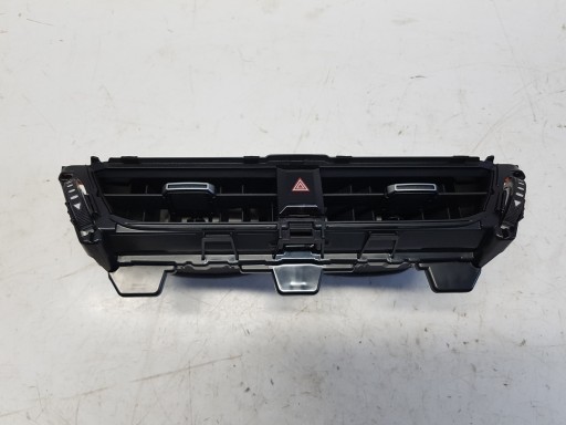 TOYOTA COROLLA E21 центральная вентиляционная решетка