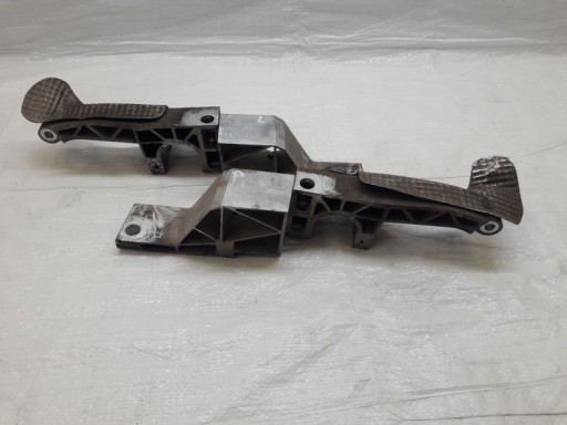 97034111307 - PORSCHE PANAMERA 970 КРОНШТЕЙН КРІПЛЕННЯ САНЕЙ 2ШТ