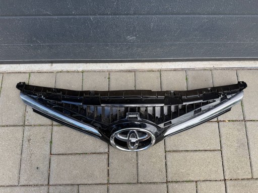 Toyota Avensis T27 15- Lift LCI Grille