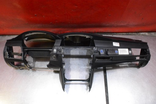 Armaturenbrett Konsole cockpit EU BMW E60 E61 LIFT 07-10