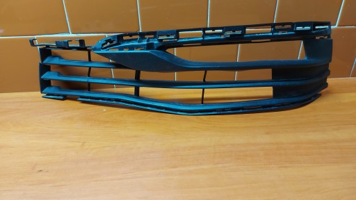 moulding grid of a bumper left left front BMW 5 G30 G31