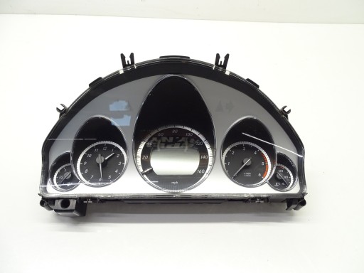 dials dials PREDKOSCIOMIERZ UK MERCEDES W207 A2129006304