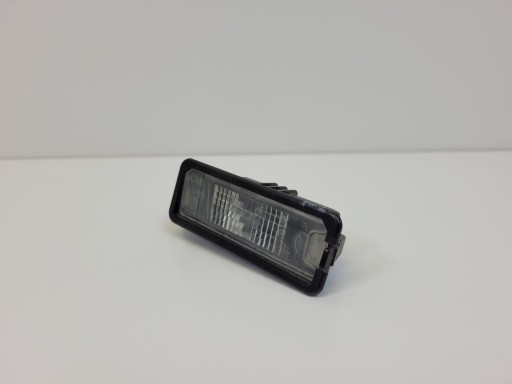 Licht der Beleuchtung hinten Kennzeichen Halter rejestracyjnej Volkswagen Golf 7 2015
