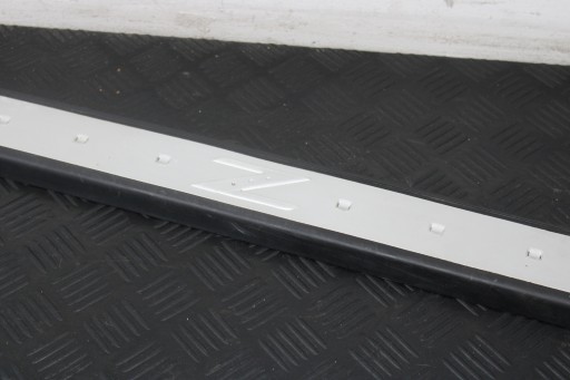 cap threshold moulding left NISSAN 350Z LIFT ROADSTER