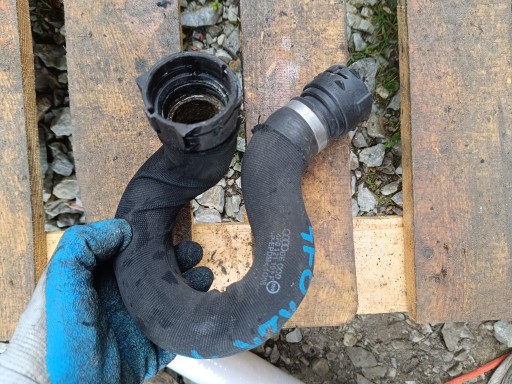 CRIJEVO PRIJENOS HLADNJAKA AUDI A6 C6 04-11 2.4 2.8 3.0 4F0121101F