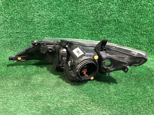 REFLEKTOR right TOYOTA AURIS II 12-15
