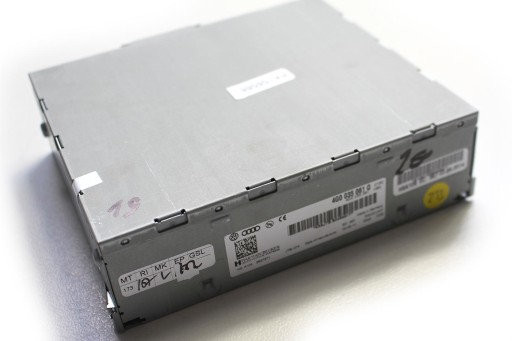 bt-cars-7386 - Vw audi a1 a4 a5 a6 a7 a8 q3 q5 q7 радіо тюнер радіоблок 4g0035061q 4g00