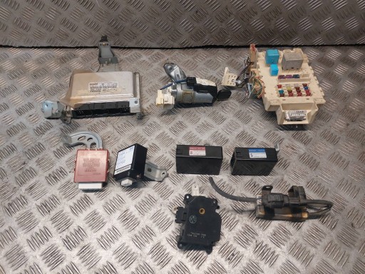 Стартовый комплект toyota yaris и lift 89660-5c010