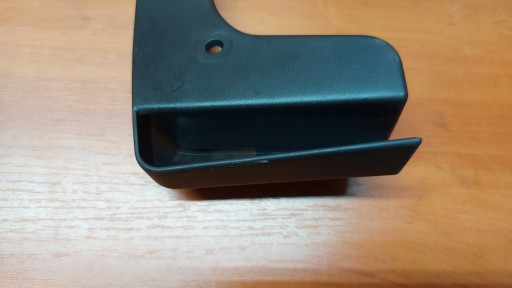 mudguard flap right front TOYOTA YARIS IV 20